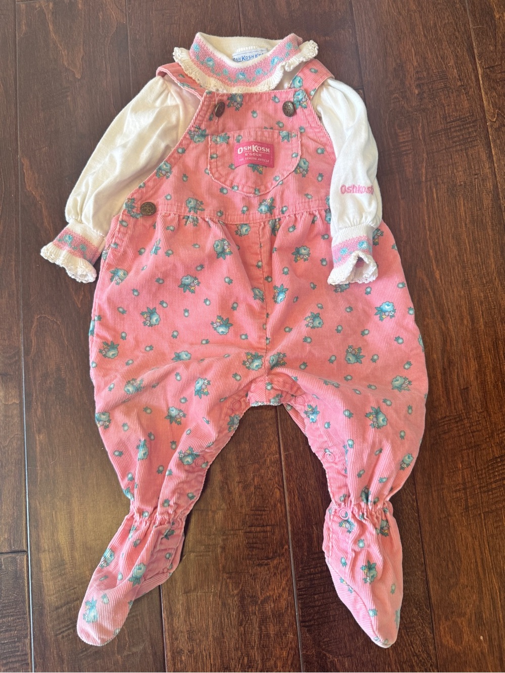 RARE Vintage OshKosh B'gosh Overall Footies Pink|White floral 6-9 Months USA
